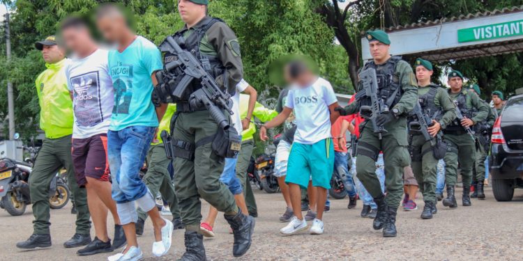 La Policía desmanteló en Girardot, la banda de los “Pocholos”. Distribuía droga en barrios, colegios parques y sitios turísticos.