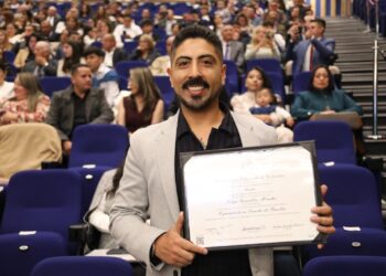 Como especialistas, 61 comisarios de familia se graduaron gracias a inversión de $1.050 millones de la Gobernación de Cundinamarca.