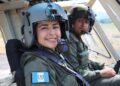 Subteniente de Guatemala alcanza un hito al formarse como piloto en Colombia.
