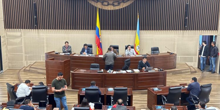 Cundinamarca aprueba ordenanza para ampliar subsidios y soluciones de vivienda digna.