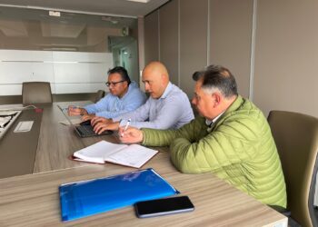 Municipios de Cundinamarca reciben acompañamiento para organizar sus deudas pensionales.