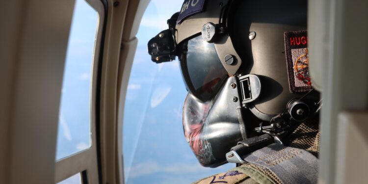 Sobrevuelos aéreos permiten evaluar afectaciones por deslizamiento en Villahermosa, Tolima.