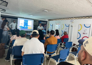 Gobernador de Cundinamarca fortalece a 176 emprendimientos para su certificación como negocios verdes.