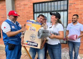 Crece movilidad de vehículos en la vía Mosquera-Girardot, tras encontrarse libre de lodo. Los puntos críticos están controlados.