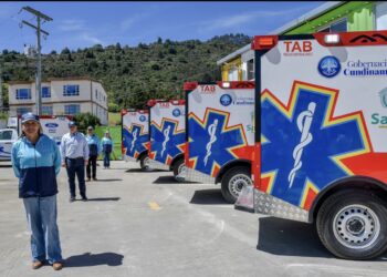 Gobernador Jorge Rey refuerza la capacidad de respuesta ante emergencias médicas con nuevas ambulancias 4×4.