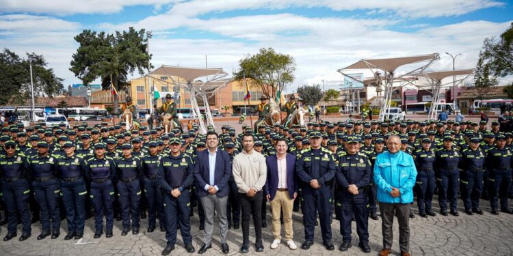 450 efectivos adicionales llegan a Cundinamarca para reforzar la seguridad durante elecciones presidenciales.