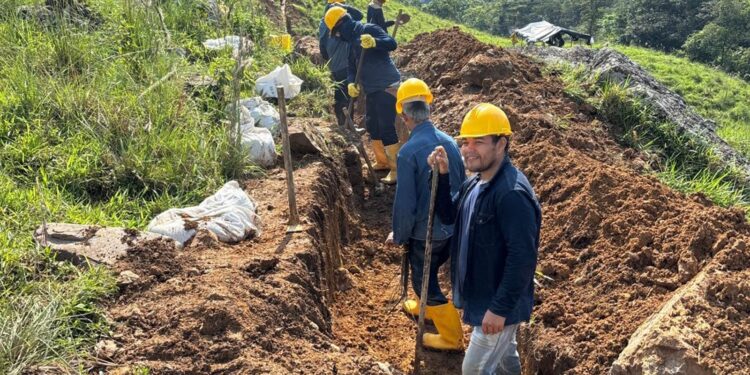 Más de $2.500 millones impulsan la modernización del acueducto de Medina y mejoran el servicio para 4.340 habitantes.