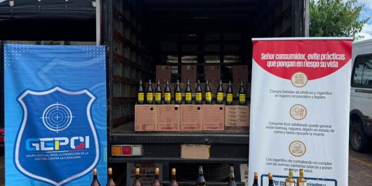 Más de 1.800 botellas de licor incautadas deja operativo de la Gobernación de Cundinamarca.