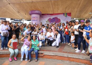 Defensa Púrpura llegará a 45 municipios y 3.500 mujeres de Cundinamarca.