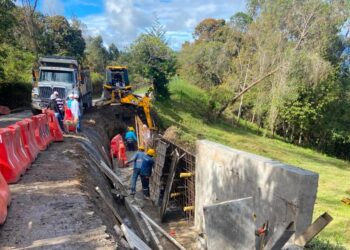 Con inversión superior a $157.000 millones, Gobernación de Cundinamarca interviene tres corredores viales.