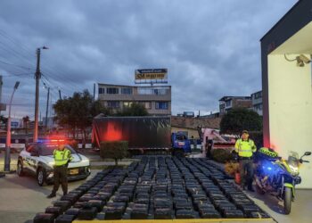 Gobernador de Cundinamarca confirmó la incautación en Sibaté, de un cargamento de marihuana avaluado en 3.300 millones de pesos.