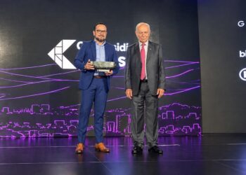 Cundinamarca recibe premio nacional por vincular la apicultura con la conservación de bosques y fuentes hídricas.